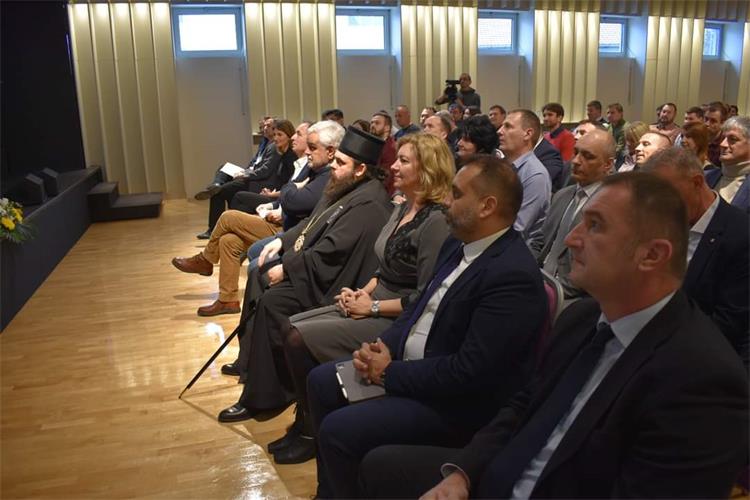 Slika /slike/Foto vijesti 2022/32. skupština SDF Vukovar.jpg